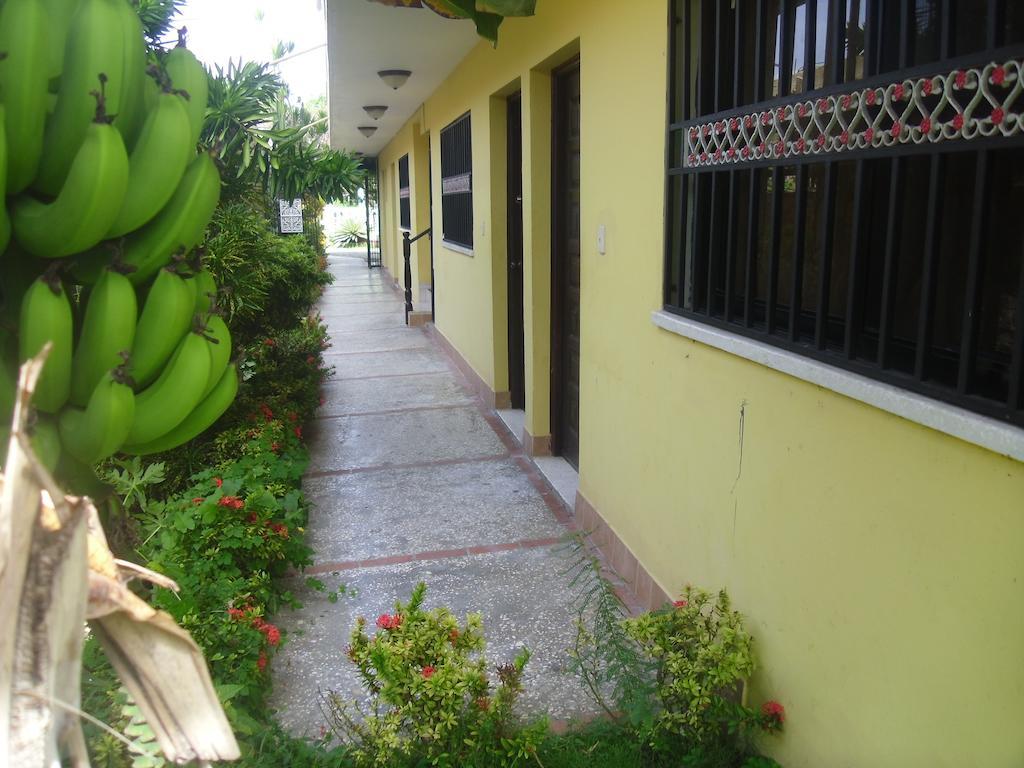 Residencial El Mirador Aparthotel Boca Chica Bagian luar foto